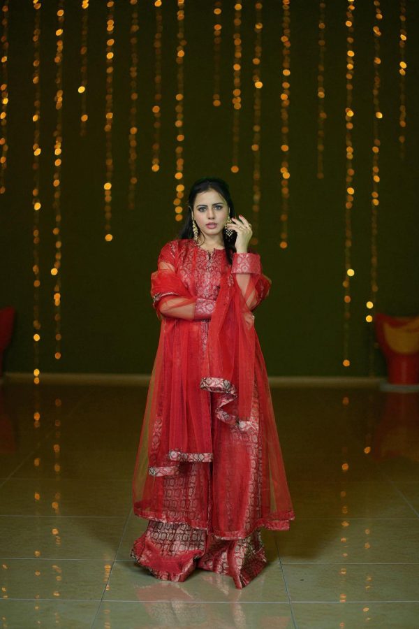 Stitched Crimson Elegance – Fancy Banarsi Net 4-Piece Suit