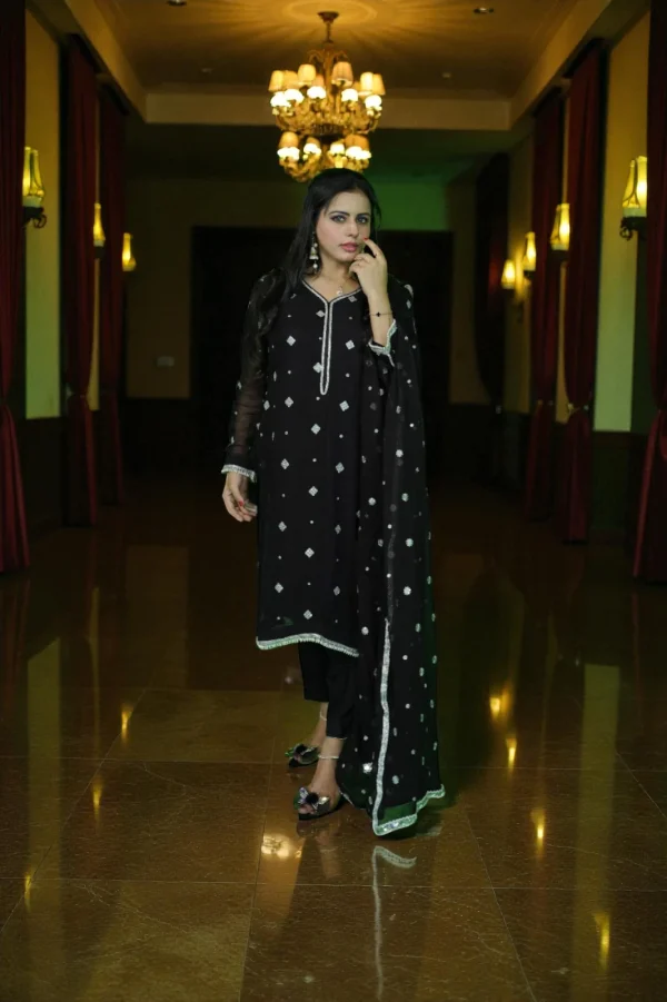 Stitched Chiffon Kamdani white floral outfit-Black
